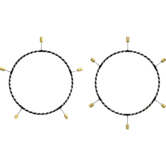 Deux hula hoops feu Gora en polyprop noir et blanc, chacun équipé de 5 ou 6 mèches jaunes autour du cerceau.