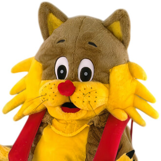 Masque de mascotte de chat cartoon avec des oreilles pointues, un pelage brun et jaune, une grande tête expressive, des yeux ronds et noirs, un nez rouge et une bouche ouverte. Le personnage est vêtu d'un costume avec des pattes jaunes et des accessoires 