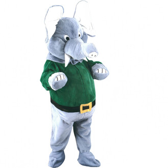 Mascotte représentant un éléphant vêtu d'une chemise verte et d'un pantalon gris, avec des oreilles blanches et des dents proéminentes. L'éléphant a une expression amicale et se tient debout avec les bras légèrement levés, prêt à interagir.