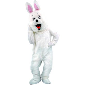 Mascotte de lapin en costume blanc, avec un visage souriant, des oreilles roses et des yeux expressifs. Elle adopte une pose amicale, avec une main sur la joue et l'autre sur la taille.