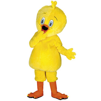 Costume de mascotte représentant un poussin en peluche jaune vif, avec un visage souriant et des yeux ronds. Les bras sont ouverts, et une main est portée à la bouche dans une pose espiègle. Les jambes sont recouvertes de collants orange et les pieds sont