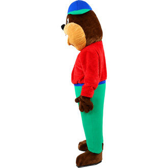 La mascotte Tamia di profilo, con berretto blu e verde, testa da scoiattolo marrone con muso beige, giacca rossa, pantaloni verdi e scarpe marroni.