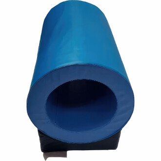 Tonneau en mousse avec revêtement bleu en jersey enduit PVC, conçu pour les activités de motricité des enfants.