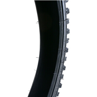 Pneu Duro Razorback 24x3 en vue latérale, montrant la bande de roulement et la structure. Le pneu est de couleur noire avec des sculptures sur les flancs et des détails de fabrication.