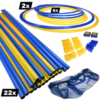 Image montrant le Set Equimo 3, incluant 22 tubes en plastique aux couleurs bleu et jaune, 6 cerceaux jaunes et bleus, des accessoires de fixation, et un sac en filet.