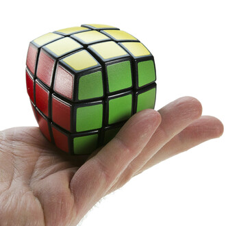 V-Cube dans la main